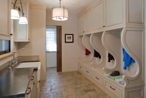 This is the bomb! RT <a href="/lights_online/">LightsOnline</a> This room right here is the combo mudroom, laundry, full bath #KBTribechat