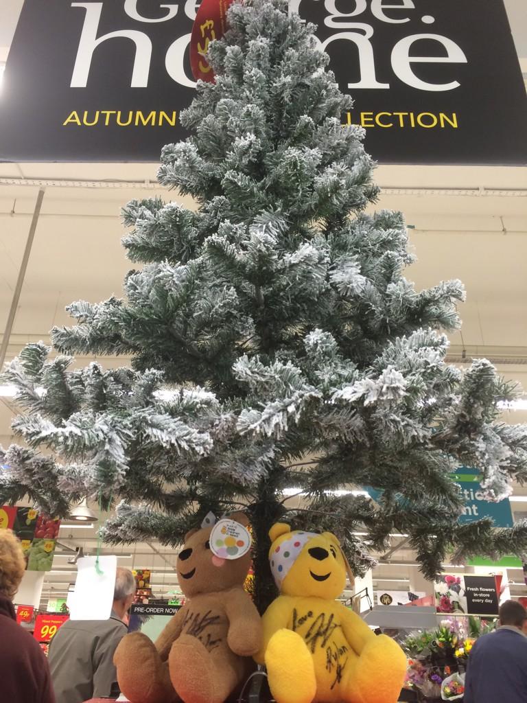 AsdaRomford's tweet photo. @Rylan kindly signed some @BBCCiN pudsey bears currently being raffled in store... Get your tickets from the kiosk! http://t.co/CfQI2cSWFj