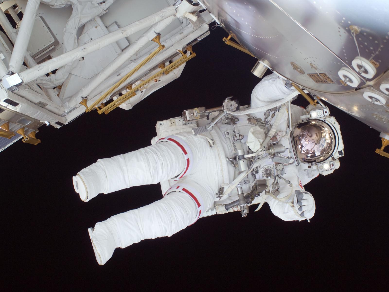 Happy Birthday to both (spacewalking in photo) and 1st female Shuttle Pilot/Commander Eileen Collins! 