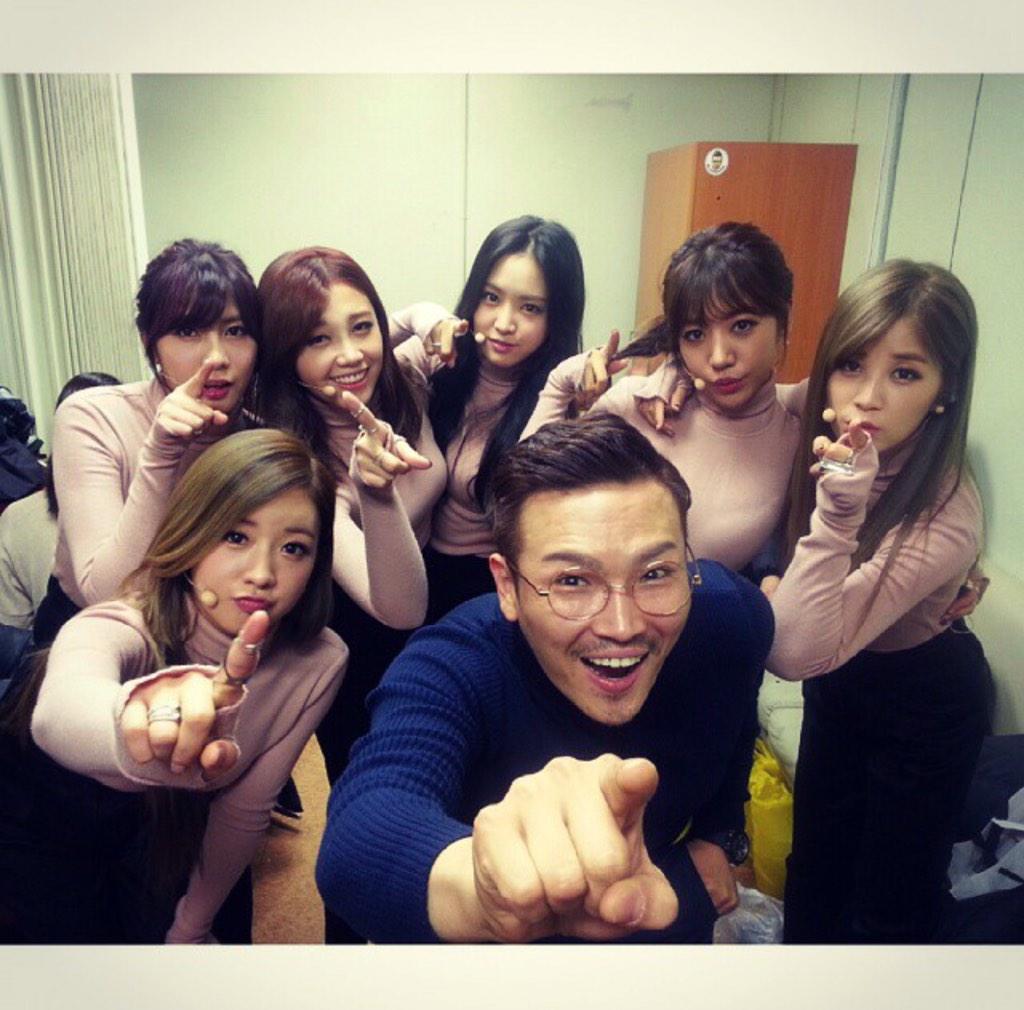 B20VJOdCUAEQm9k.jpg:large