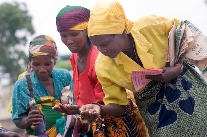 FAOstatistics's tweet photo. Innovation in family farming for #foodsecurity & poverty alleviation http://t.co/6Z3WAzhr2D #SOFA2014 http://t.co/xJmpNXzDgh