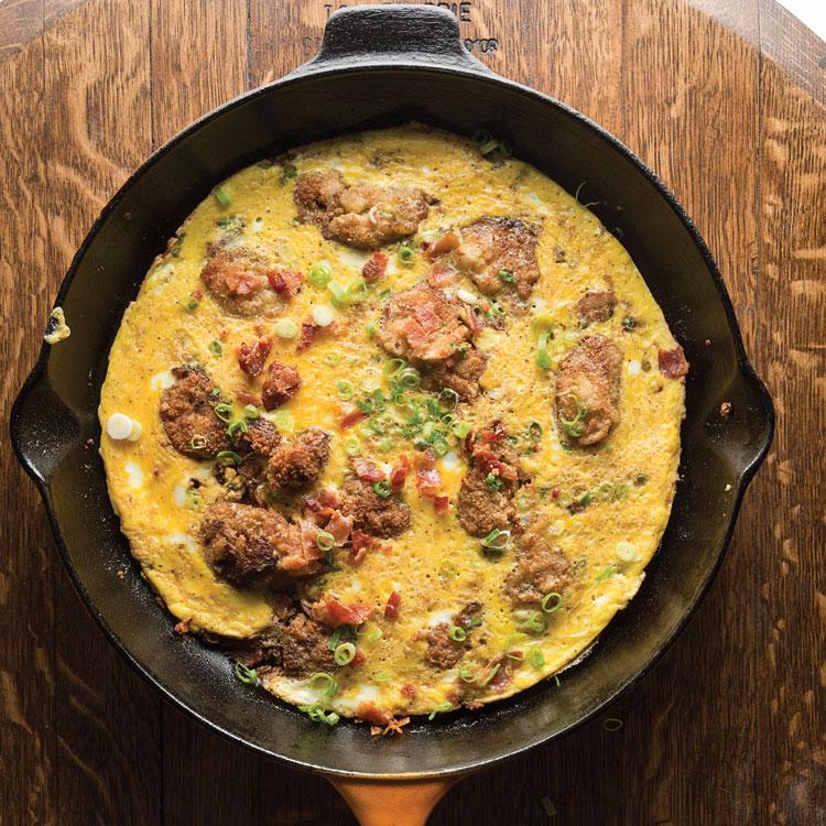 SAVEURMAG's tweet image. If you've never had Hangtown Fry—an omelet w fried oysters, bacon &amp;amp; Tabasco—you're missing out:saveur.cc/YA1RRP