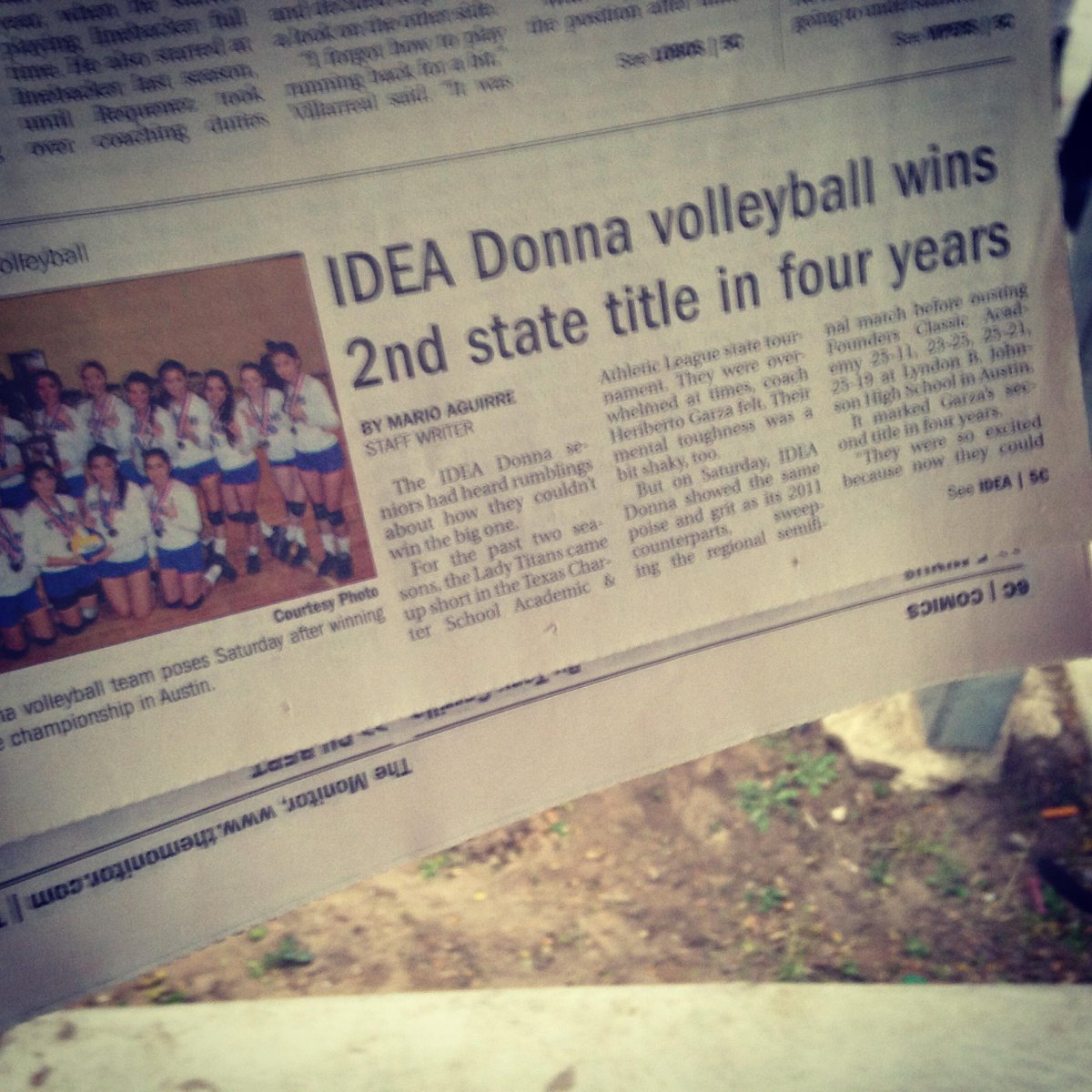 IDEAschools's tweet photo. Proud to read this headline in #TheMonitor yesterday! Congrats to the #IDEADonna Titans on an excellent season. http://t.co/KCeAWlZ2Ic