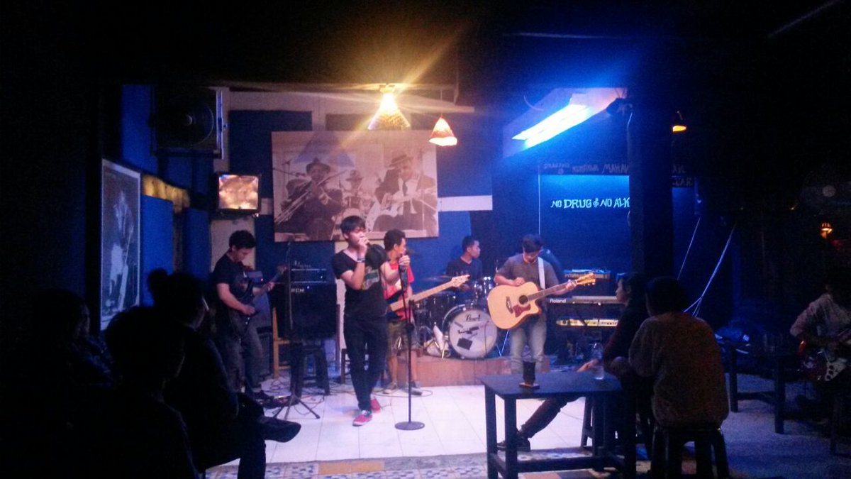 di baby bluesss, dan makasih buat sambutannya !!!!