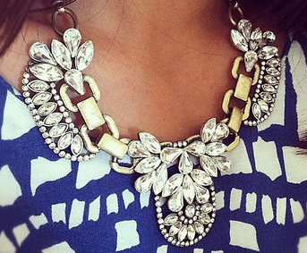 AlsazaMode's tweet photo. Collar grande,perfecto para cualquier ocasión. 17€ http://t.co/zlVUw9ZlZ0