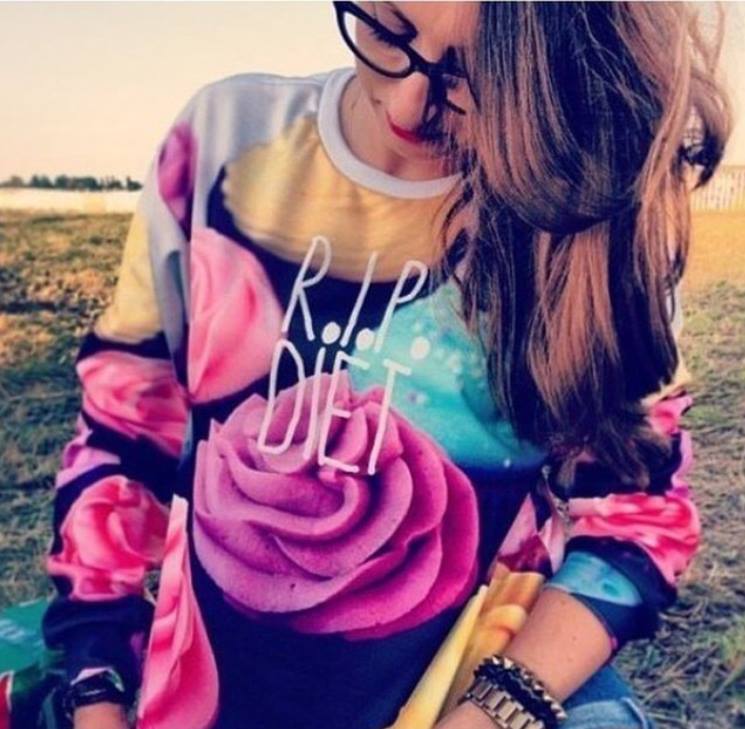 AlsazaMode's tweet photo. Sudadera . 27 € http://t.co/98pshHP05W