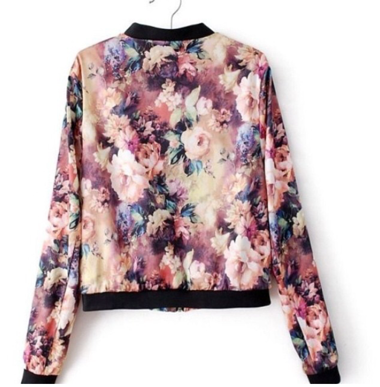 AlsazaMode's tweet photo. Sudadera floral . 20€ http://t.co/gFfiPlCayH