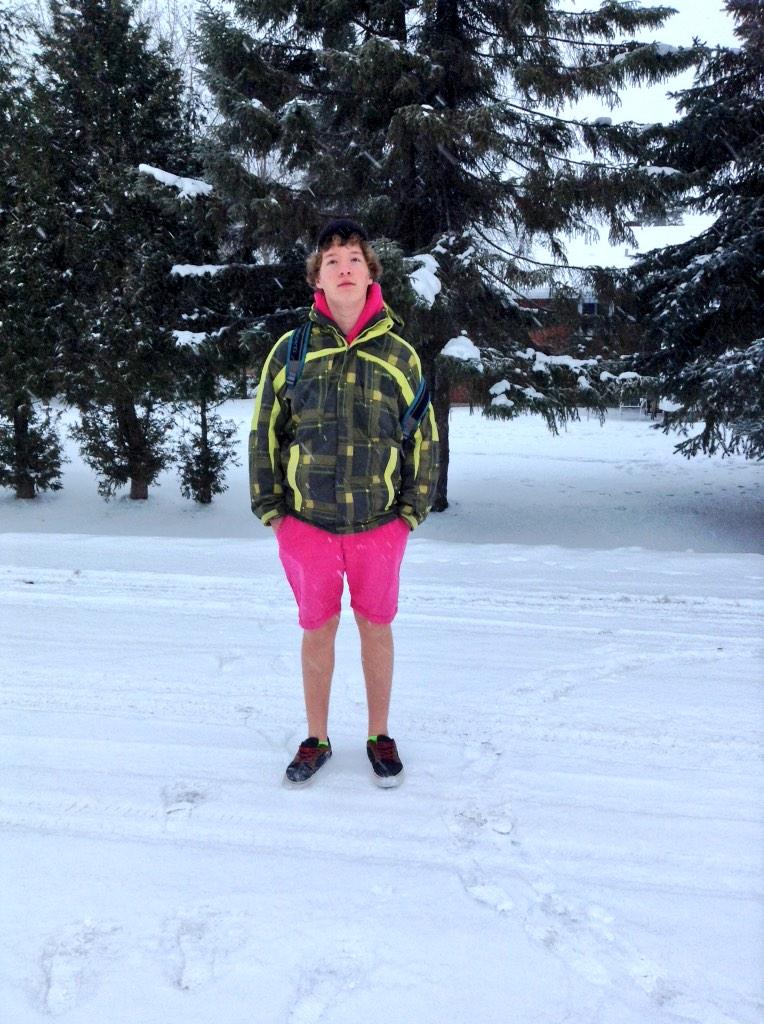 Sarah___Martin's tweet image. Sometimes my brother isn't the brightest bulb in the box #WeLiveInCanada