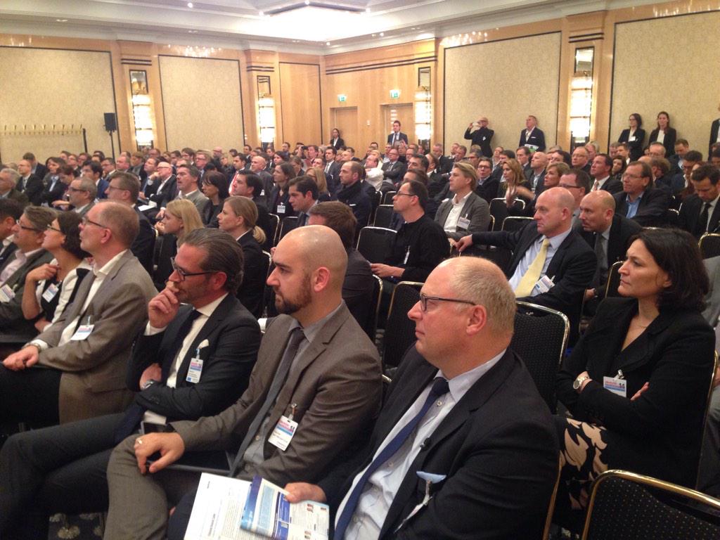 full house! hyve together with roland berger presents joint study on "reinventing retail" in berlin at DHK.