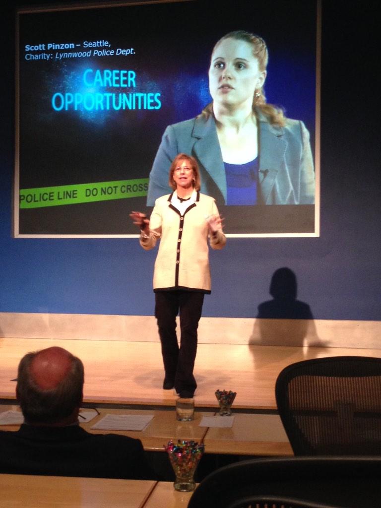 GautamMehandru's tweet image. #emcisilon COO @BJGordon2014 encouraging folks to GET INVOLVED in the community. #GetInspired