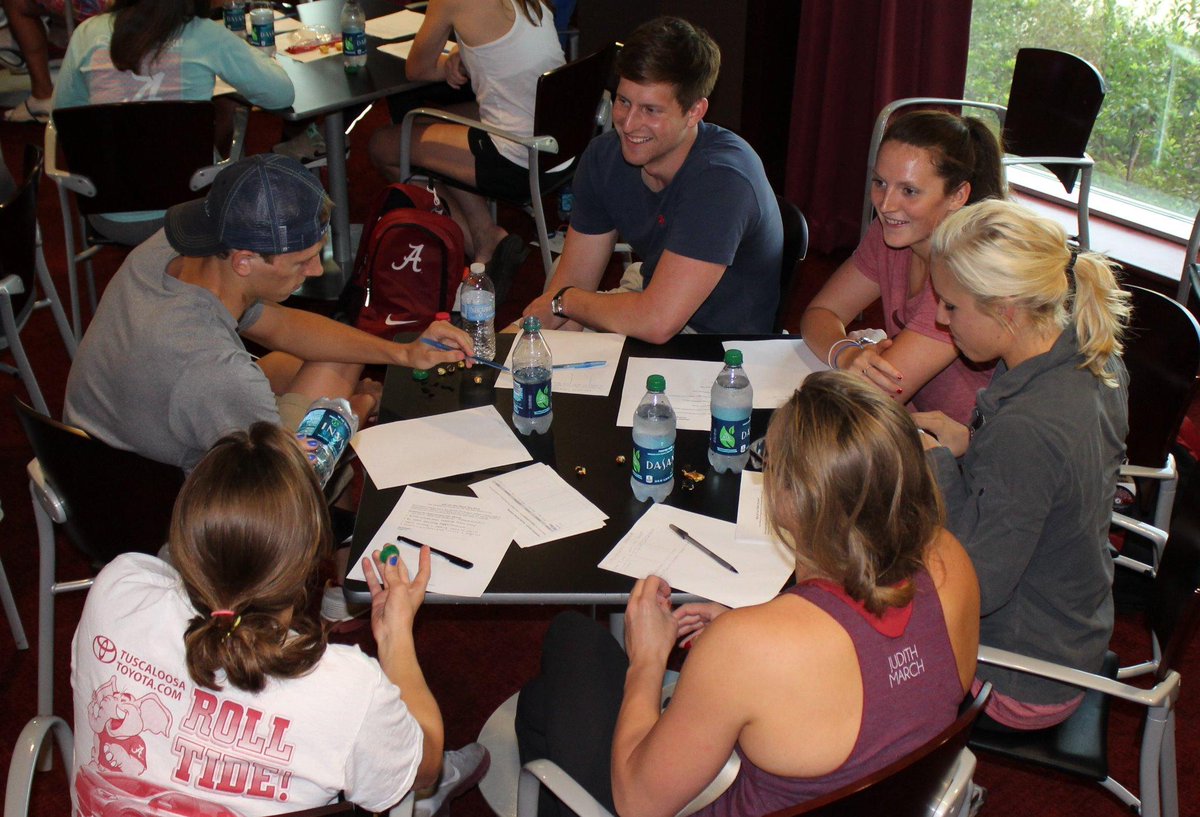 _JessieGardner's tweet photo. #WhyUA because I get to work with some amazing students every day! #athletics #beyondcompetition #morethansports http://t.co/xWrJtMNzNd
