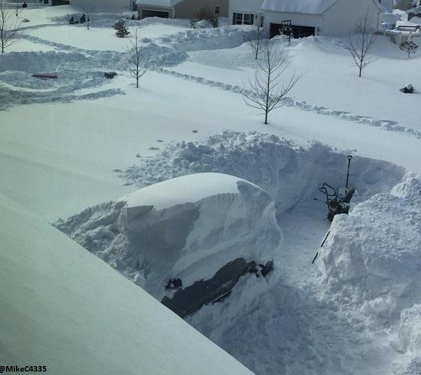 “<a href="/ABC/">ABC News</a>: "My neighborhood in West Seneca, NY, looks like an underground mole colony" - MORE: abcn.ws/1urWqNS ”