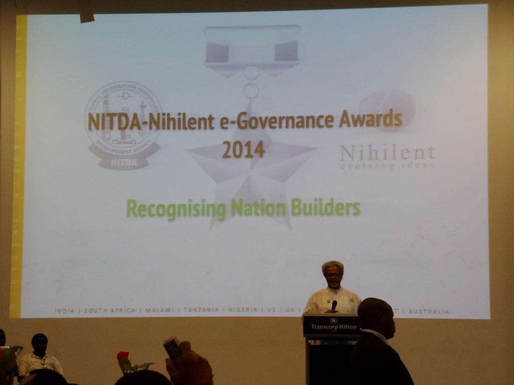 penseBien's tweet image. #eNigeria2014 #peterjack recognising former DGs