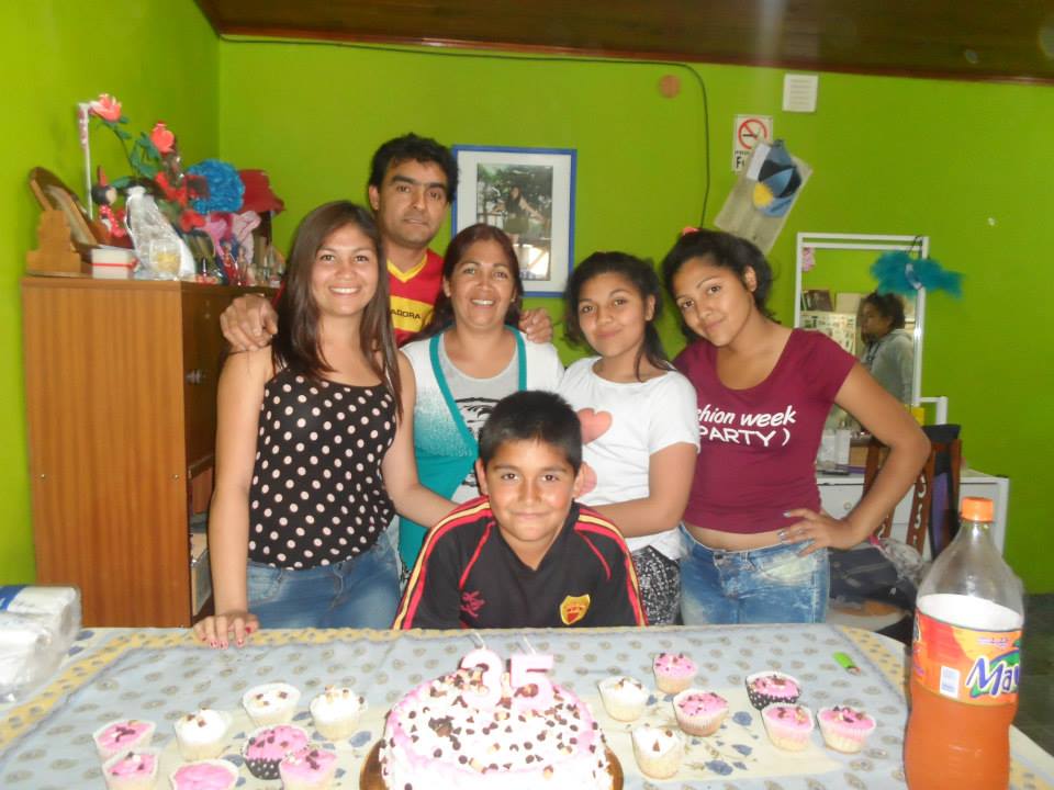 Agustina2016's tweet photo. Los Amo♥ http://t.co/kQt3AjfZBM
