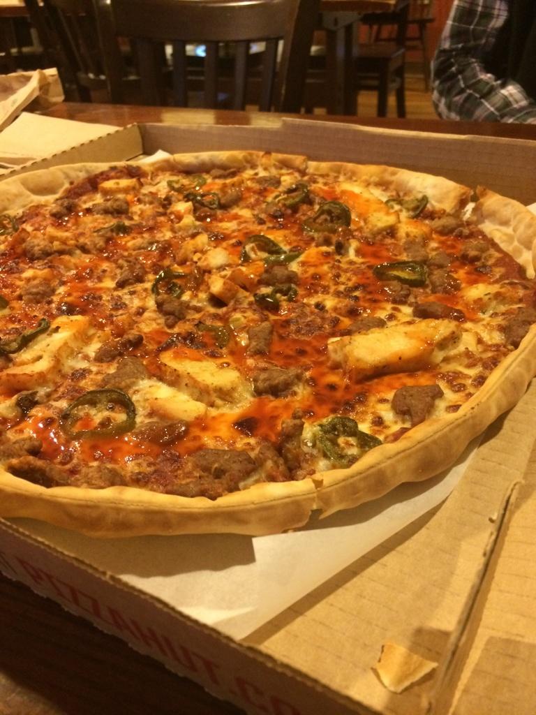 _PizzaDude_'s tweet photo. Some market research http://t.co/VjH2nk1sx4