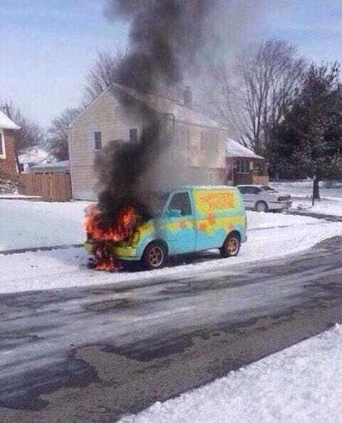 Nguyenfessions's tweet photo. When Velma gets the aux cord.. http://t.co/NnYxk9ECZP