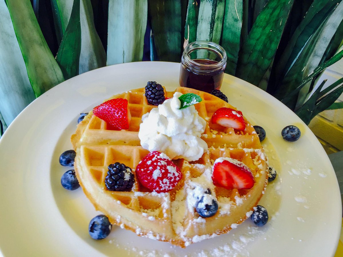 BistroJoes's tweet photo. Brunch Lovers Rejoice!
Great News! Starting December 1st we will be adding Saturday to our Brunch Line up. http://t.co/53i3iLL7wH