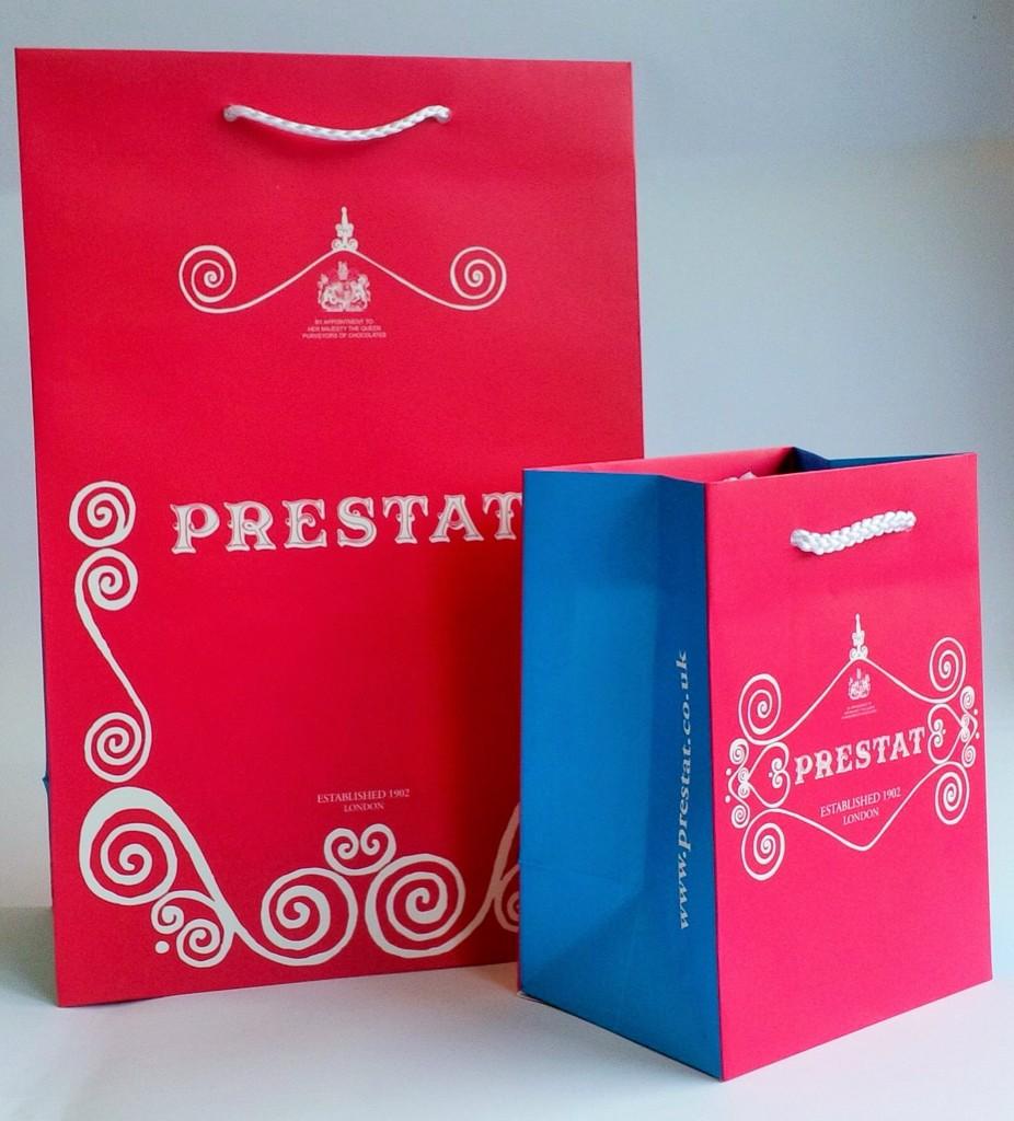 MonroLtd's tweet image. Not always what's on the inside that counts but... When it comes to @Prestat #chocolate? #statementprint #ropehandle