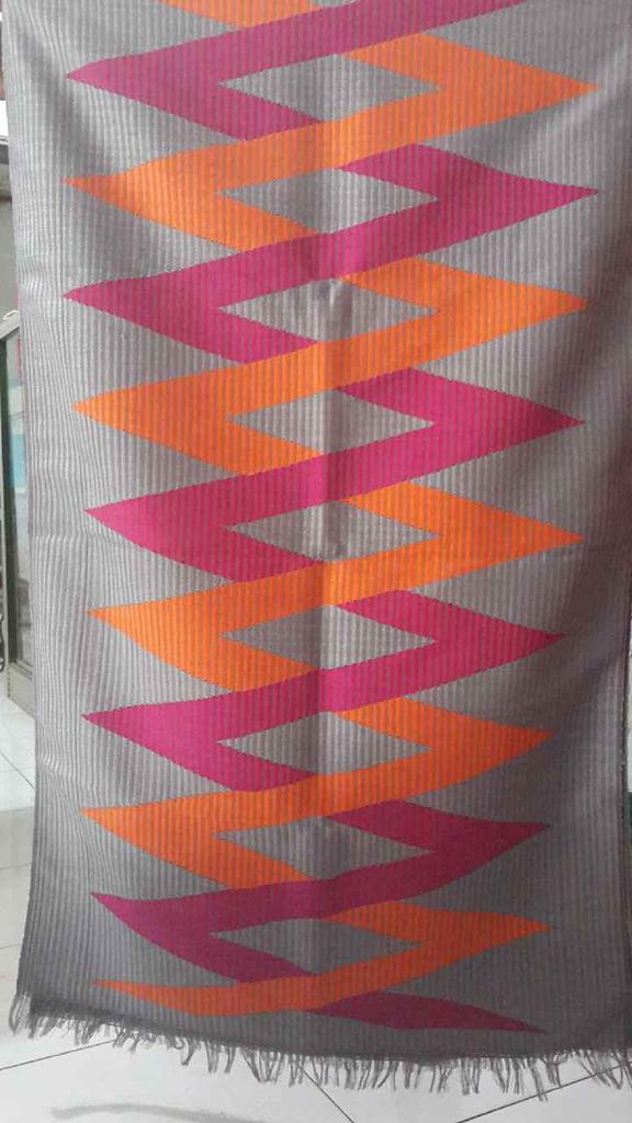 ShopGetshe's tweet photo. Tenun Lombok dasar warna abu http://t.co/LS8IjGZWOP