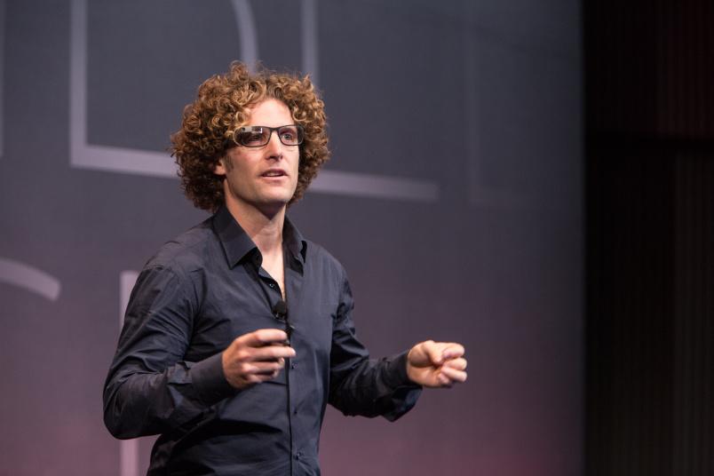 gigaom's tweet image. With wearables, the world is the experience, not the technology. bit.ly/1xDHyjv