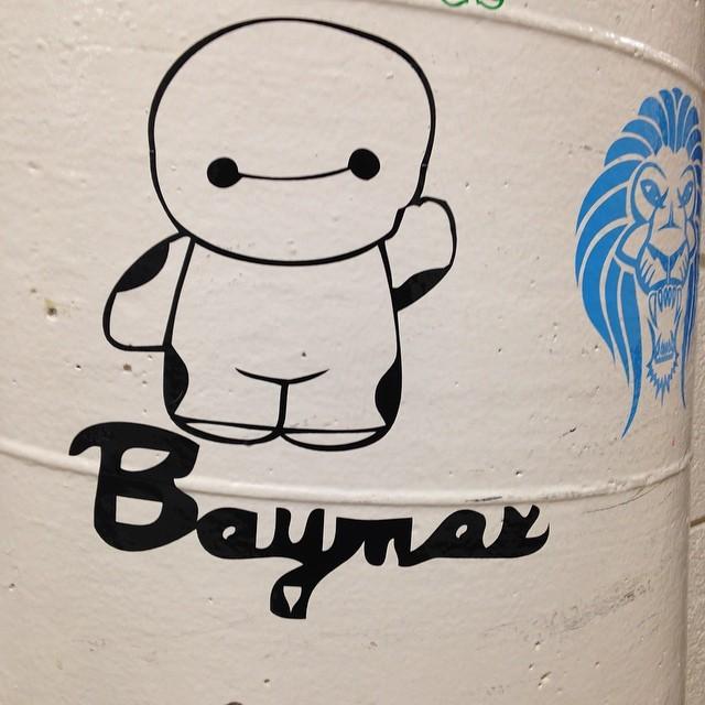 Otherbots's tweet image. My contribution to the #stickerwall in #graphicarts at #school😁😊❤️ #instagood #disney #Baymax #cute #robot #bighe...