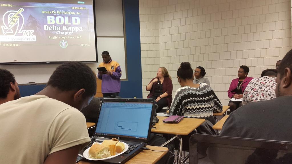 LSwuave's tweet image. #domesticviolence with the @DeltaKappaQues  come join very informational