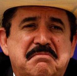 ElDeformaMexico's tweet photo. Mexicanos tristecitos porque Angélica Rivera no "enseñó nada" en su reciente discurso. http://t.co/ZdDtPcTxn9