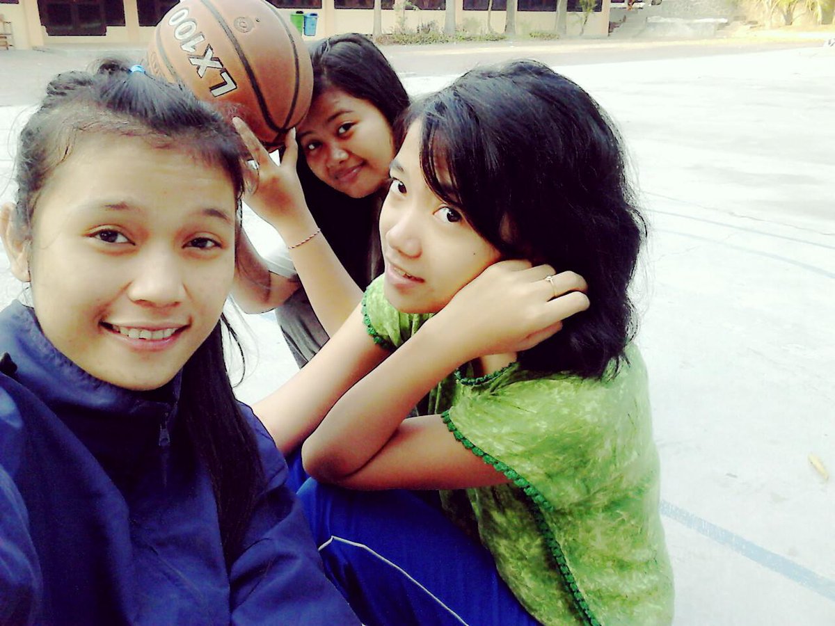 PrincessZolie07's tweet photo. Latian basket http://t.co/dMA0rlJBmJ