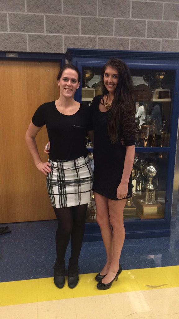 jocelyn_nicole1's tweet photo. @dailytallprobs not a #tallproblem, 6'4 & 6'3 in heels http://t.co/NxO1Dn9aWt