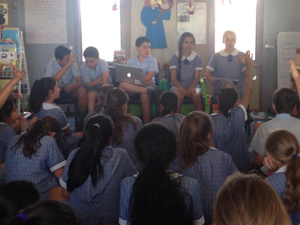 SJSyr62014's tweet photo. Year 6 students tackling the big issue of how to make Australia more attractive to overseas tourists. http://t.co/M8KdT9ARhJ