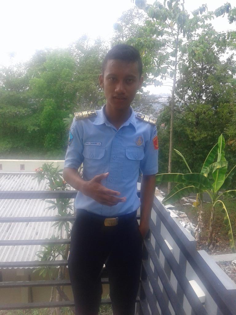 candraAsk tweet picture