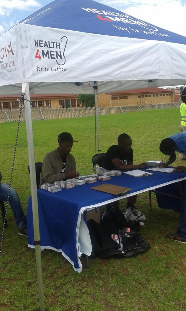 GautengHealth's tweet photo. .@AnovaHealthSA are also providing HIV testing services today #Health4Men #KnowYourStatus http://t.co/noyAU74Ui8