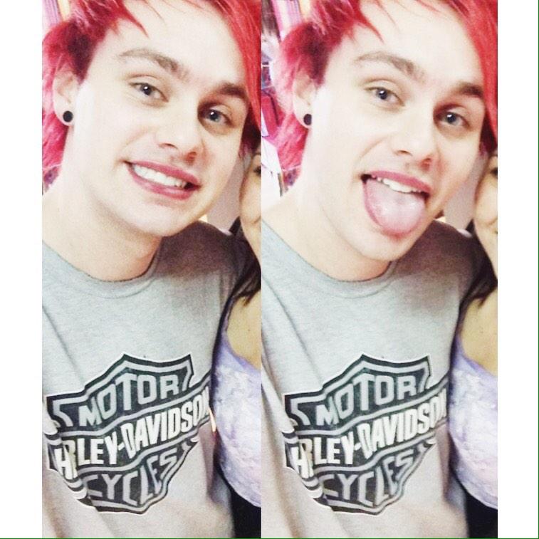 Happy birthday to hadeels husband aka the kitten aka michael gordon clifford  