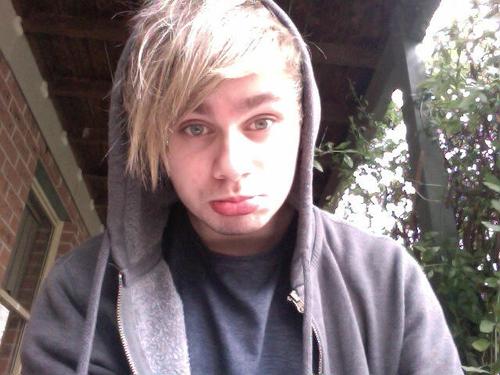       HAPPY NINETEENTH BIRTHDAY MICHAEL GORDON CLIFFORD       