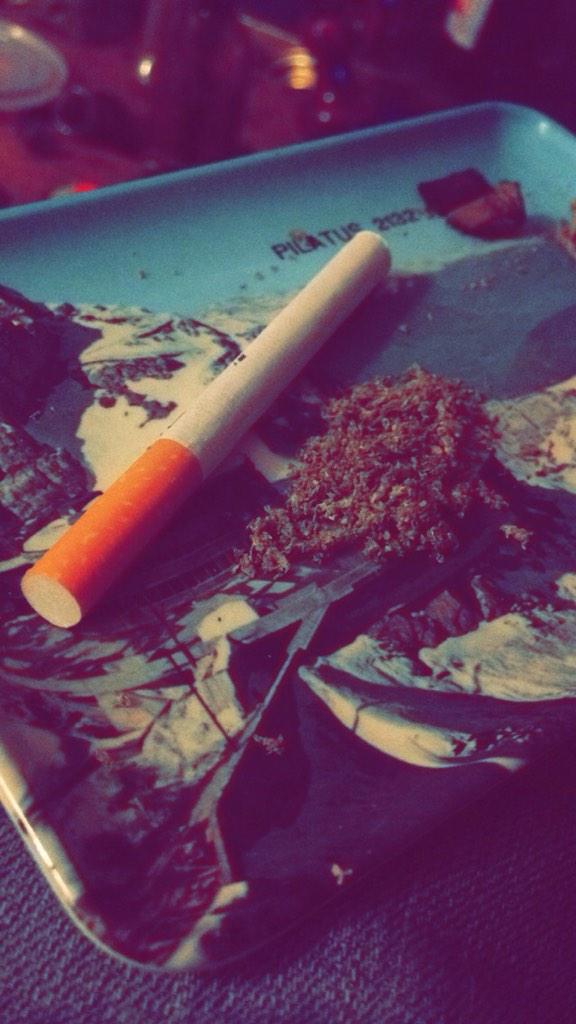 doodlestoof's tweet photo. New mini tray for only $.50 today. 👌😍 http://t.co/wRSofcxDVQ