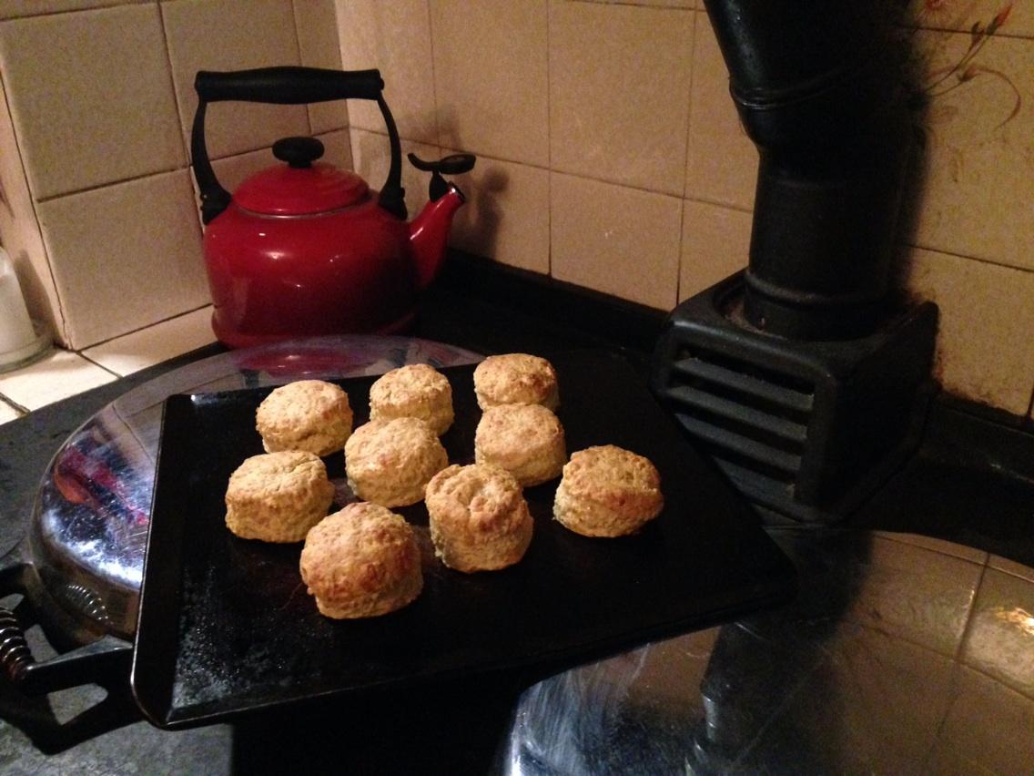 cravenkitchen's tweet photo. Cheese scones for breakfast, fresh out of my @AG A_Official http://t.co/y9eCZ9z1Ep
