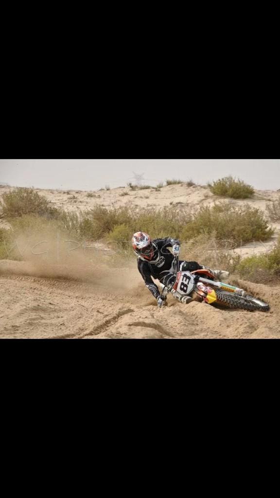 Sundersam's tweet photo. #tbt 2011 favourite moto shot! #moto #motolife #ktm #bardraggin #railinruts #mx #motocross #redbull #givesyouwings http://t.co/h0MiJV2h8f