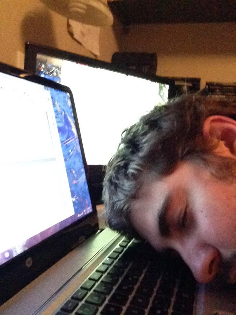 TheDohy's tweet photo. 4 hours. Draft 4 is done. Bed time. Zzzzzzzzzzzzzzzzzzz #WrenchandCrank http://t.co/IJ3Xco5Ii9