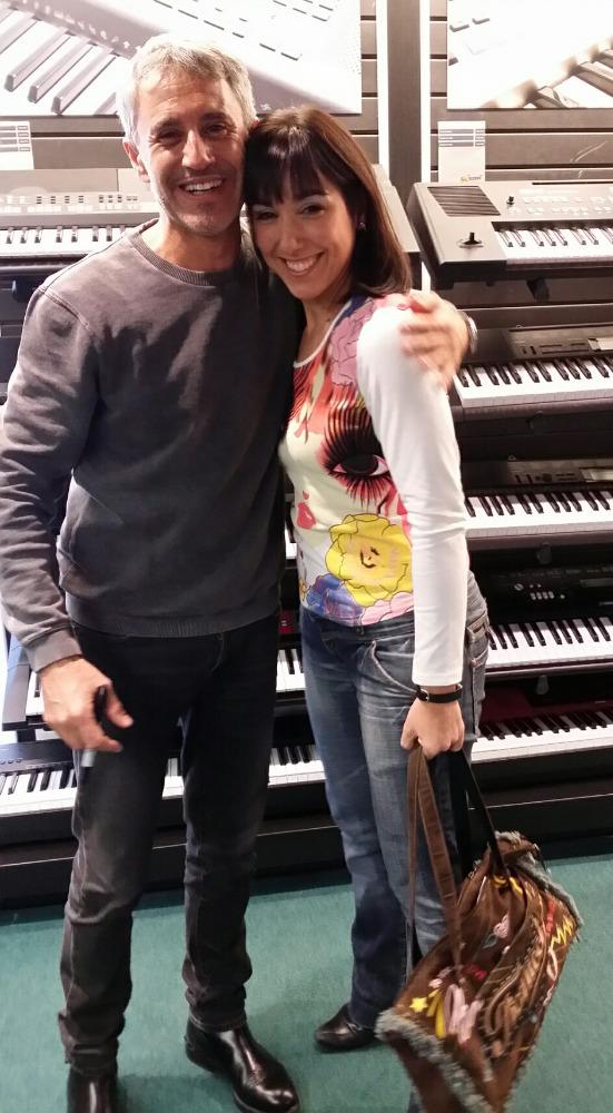 Sandytxu24's tweet photo. @SDalmaoficial Como siempre ¡encantador! Gracias por tu cercanía, simpatía... y por todo en general ☺ #YoEstuveAlli http://t.co/mnX9LuDBlI