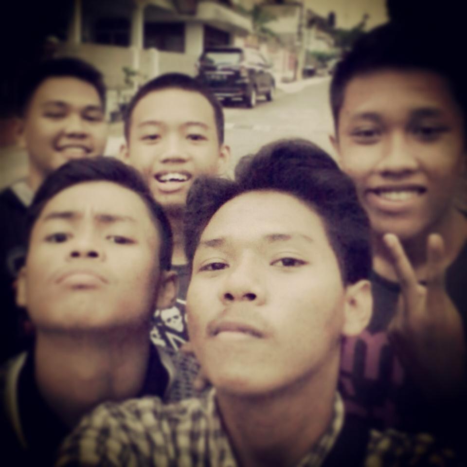 daffa_qp's tweet photo. We Are SHAC- http://t.co/LiB6ogDSez