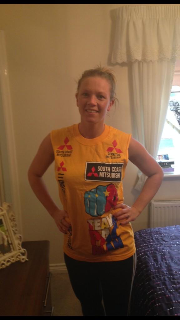 DobsonSherrie's tweet photo. Off to the gym with @DaveyGrantMMA big thanks to @LayzieTheSavage n @RowdyBec for the cool pac man t-shirt love it 👍😃 http://t.co/Byq65gm4rF