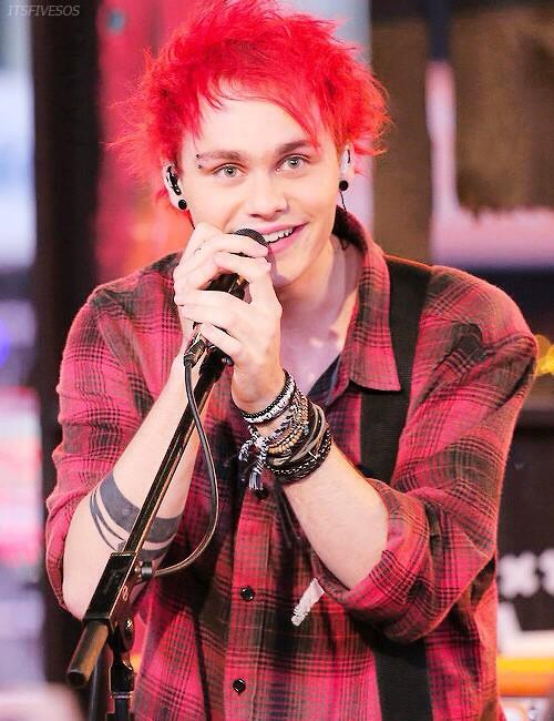 HAPPY BIRTHDAY TO THE CUTEST MOST AMAZING KITTEN MICHAEL GORDON CLIFFORD YOURE 19 NOW AND I LOVE YOU SO MUCH 