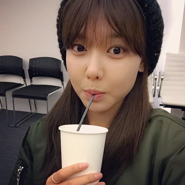 [OTHER][15-02-2014]SooYong tạo tài khoản Instagram và Weibo + Selca mới của cô - Page 4 B246fDDCAAQShWZ