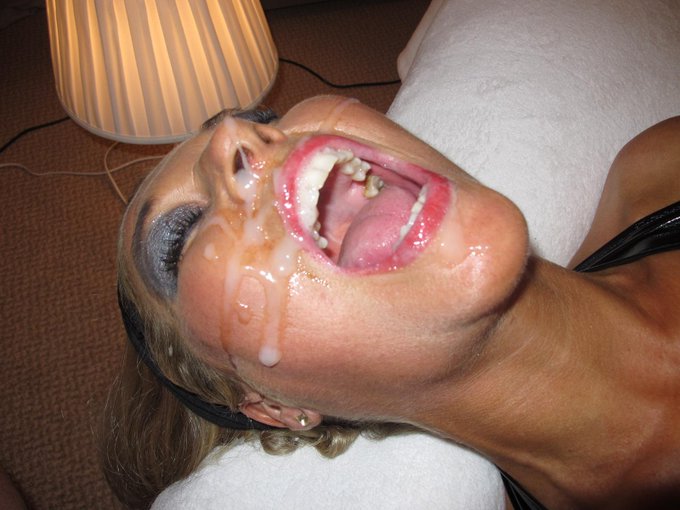 Retweet if you'd pester me with the offer of more!!!  http://t.co/K1asa9hjqs xxx http://t.co/2igPEN8<a href="/tag/tittytuesday"class="tags"><span>#tittytuesday</span></a>