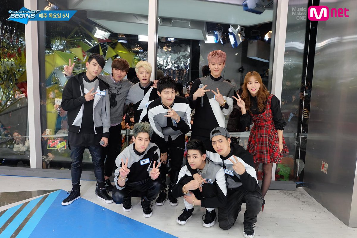 Mnet tweet media
