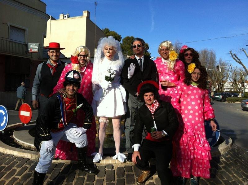 Joe_Gachas's tweet photo. Hasta siempre Duquesa. Nunca te olvidaremos. Lo pasemos genial en tu boda. #RIPduquesa http://t.co/MDXL9z93fq