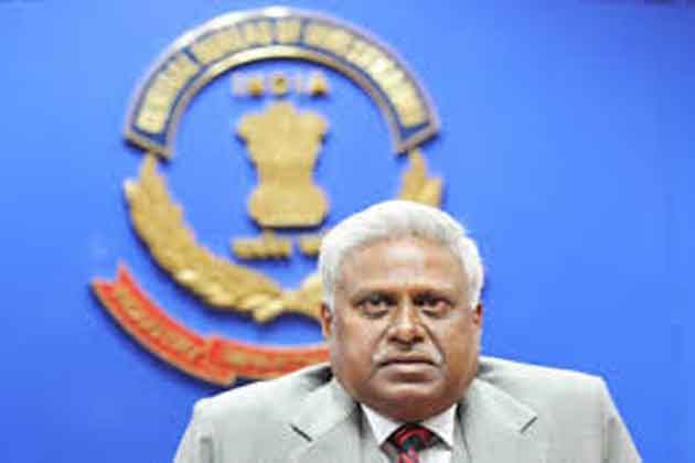 Severe blow to CBI Director Ranjit Sinha as SC asks him to stay out of #2GScam case
ibnlive.in.com/news/severe-bl…