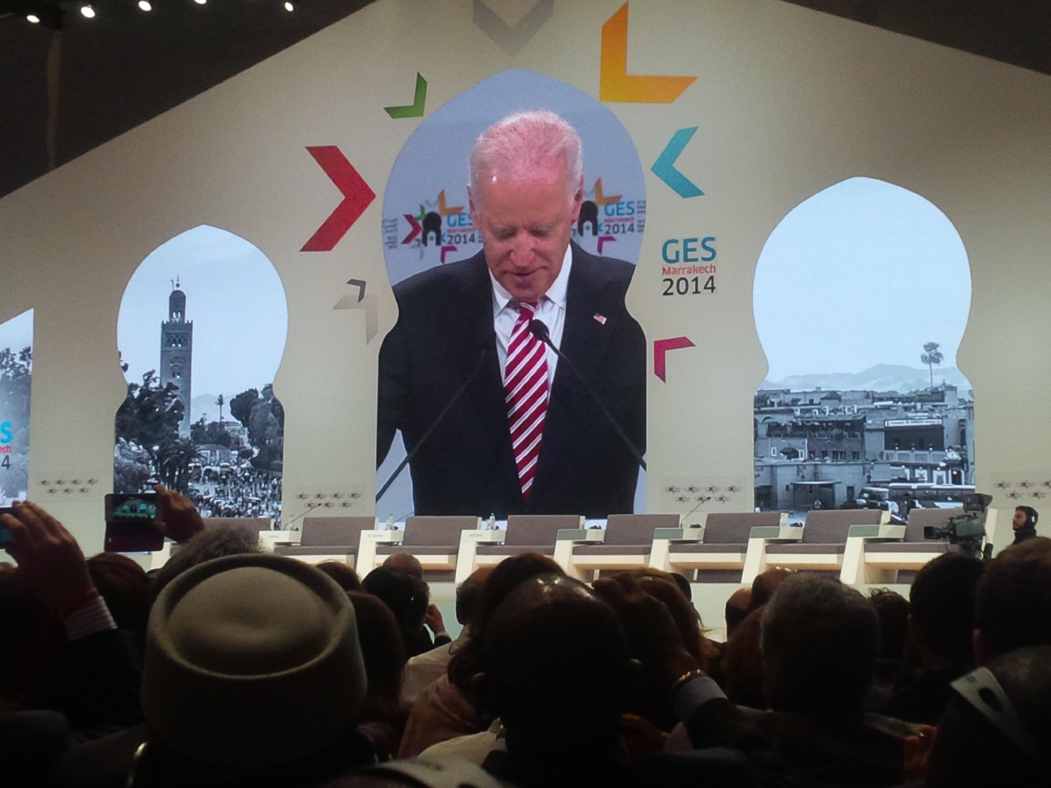 Crowd spontaneously sings "happy birthday" to Joe Biden. 
