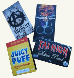PortalGanja's tweet photo. C. sintetis sering dipasarkan sebagai "dupa herbal"; namun, bbrp merk memasarkannya sebagai "herbal smoking blends". http://t.co/Fgwsywm0qz