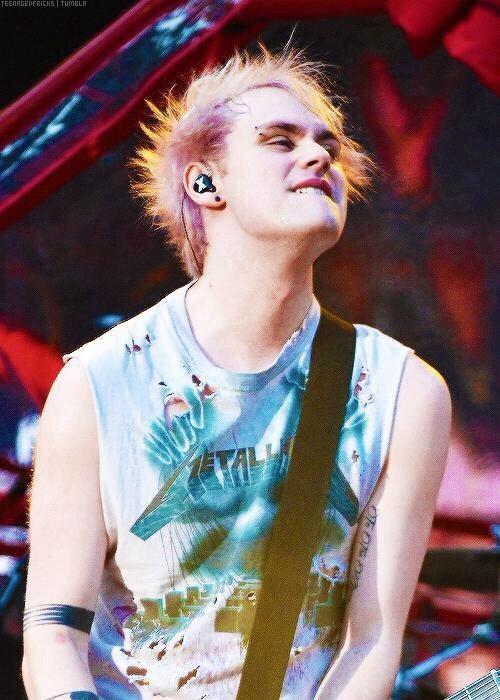     HAPPY BIRTHDAY MICHAEL GORDON CLIFFORD. WE LOVE YOU SO MUCH              
